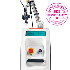 Coolpeel Laser (Fractional Co2 Laser )